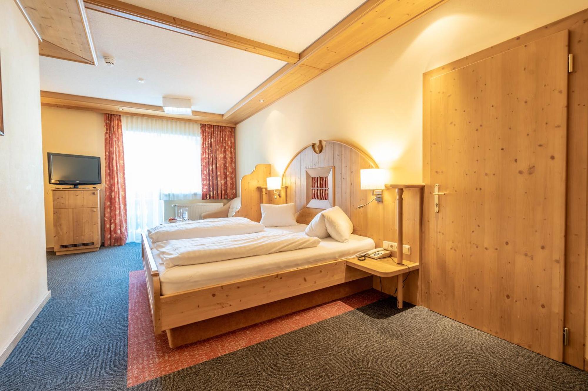Alpin Panoramahotel Laerchenhof Heiligenblut Eksteriør bilde