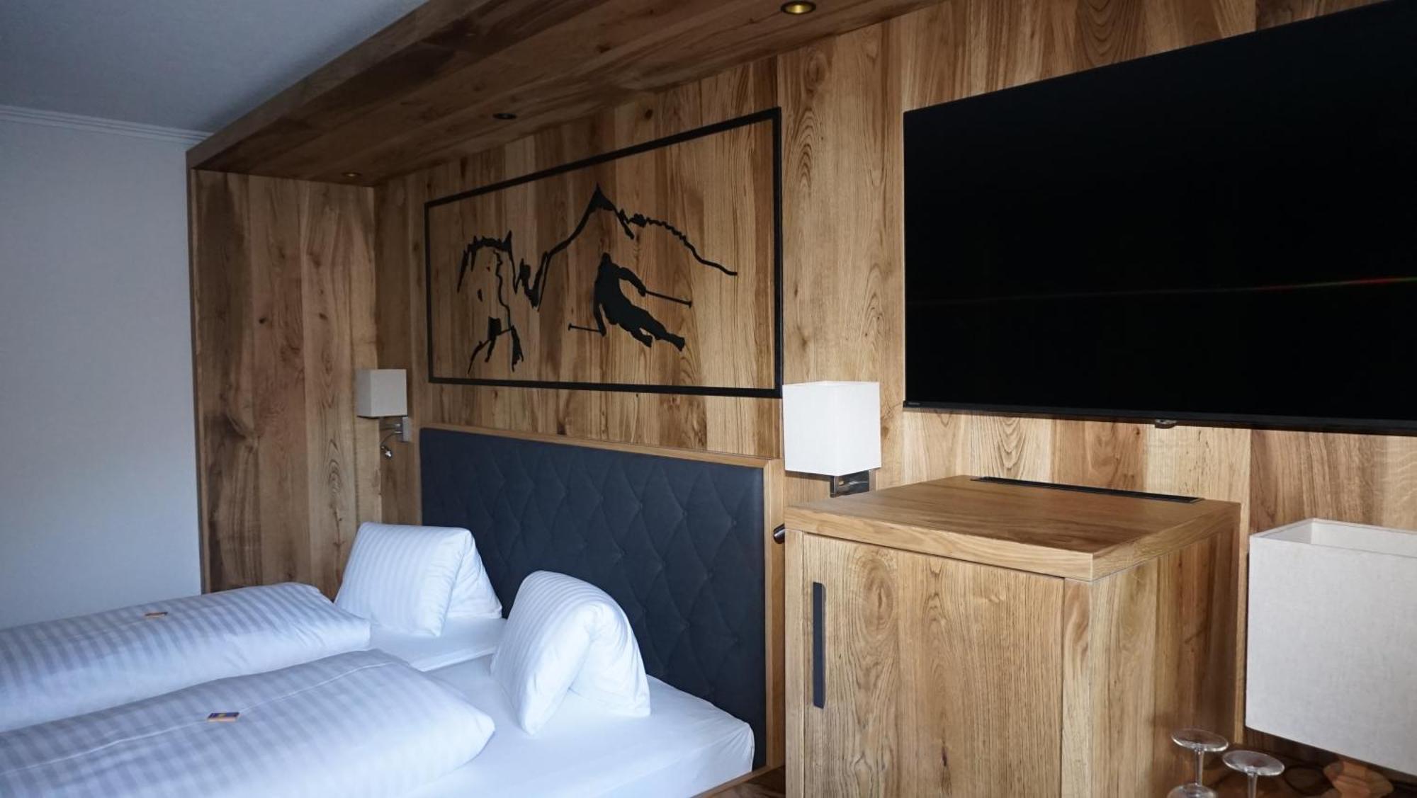 Alpin Panoramahotel Laerchenhof Heiligenblut Eksteriør bilde