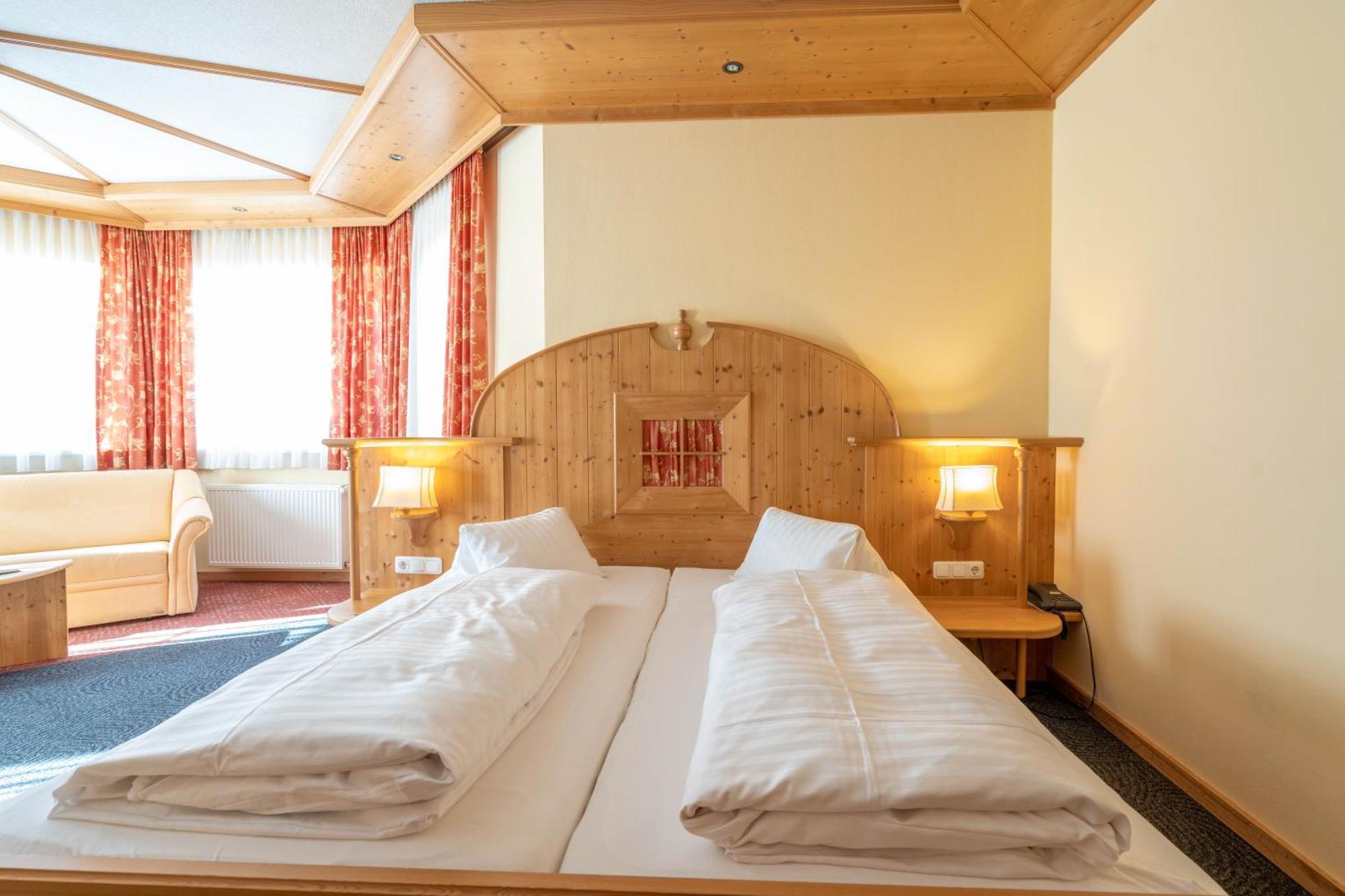 Alpin Panoramahotel Laerchenhof Heiligenblut Eksteriør bilde