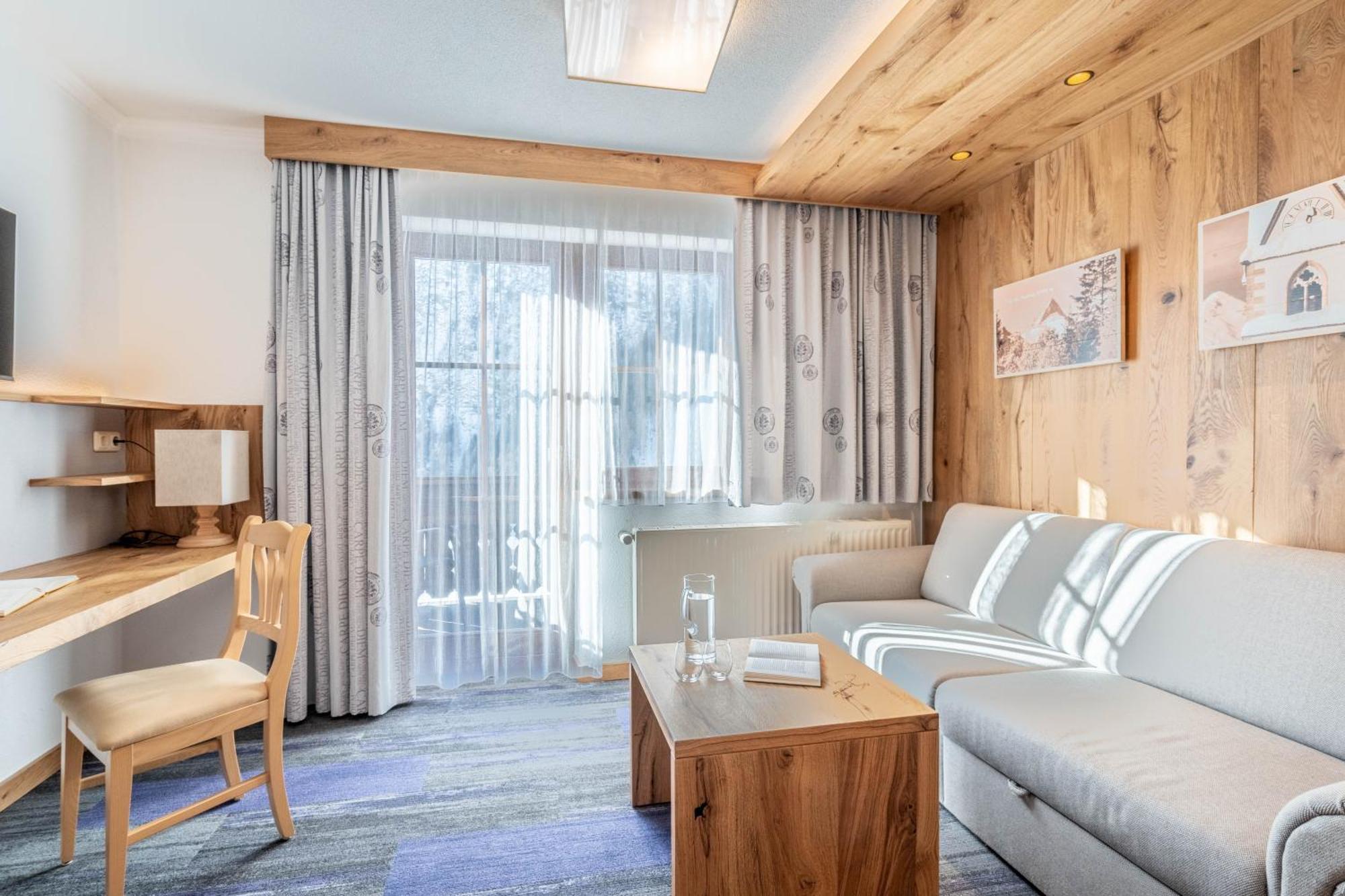 Alpin Panoramahotel Laerchenhof Heiligenblut Eksteriør bilde