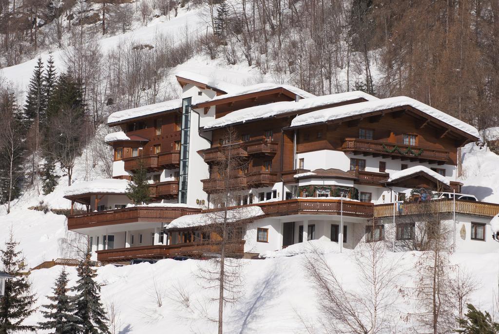 Alpin Panoramahotel Laerchenhof Heiligenblut Eksteriør bilde